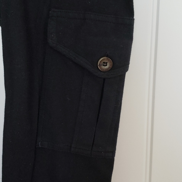 Hard Tail Black Capris Pants - Picture 2 of 3